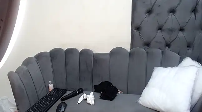 Snapshot of SHANTYBABE chatting on December 2024 06:09:02 PM SHANTYBABE online show from December 2024 06:09:02 PM