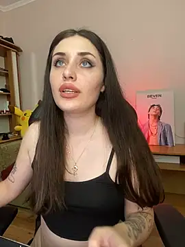 Snapshot of B9ra6 chatting on December 2024 06:50:02 PM B9ra6 online show from December 2024 06:50:02 PM