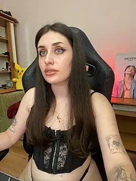 Snapshot of B9ra6 chatting on January 2025 10:19:01 PM B9ra6 online show from January 2025 10:19:01 PM