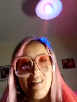 Snapshot of DesireSatler chatting on March 2026 04:18:01 AM DesireSatler online show from March 2026 04:18:01 AM