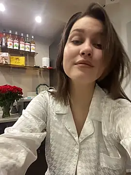 Snapshot of KikiWatson chatting on December 2024 05:39:01 PM KikiWatson online show from December 2024 05:39:01 PM