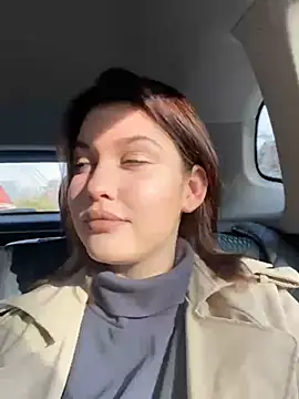 Snapshot of KikiWatson chatting on December 2024 08:09:01 AM KikiWatson online show from December 2024 08:09:01 AM