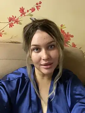 Snapshot of KikiWatson chatting on December 2024 04:46:02 PM KikiWatson online show from December 2024 04:46:02 PM