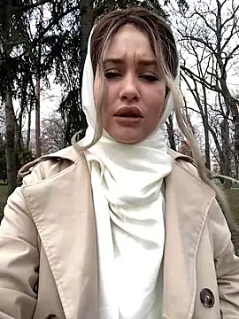 Snapshot of KikiWatson chatting on January 2025 08:02:02 AM KikiWatson online show from January 2025 08:02:02 AM