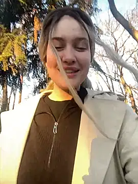 Snapshot of KikiWatson chatting on January 2025 05:39:01 AM KikiWatson online show from January 2025 05:39:01 AM