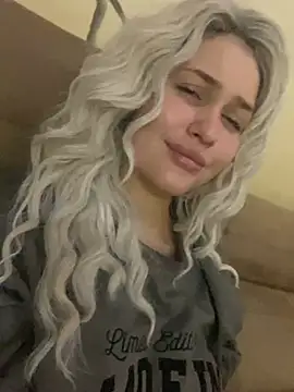 Snapshot of KikiWatson chatting on January 2025 06:38:02 PM KikiWatson online show from January 2025 06:38:02 PM