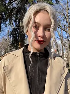 Snapshot of KikiWatson chatting on January 2025 08:08:02 AM KikiWatson online show from January 2025 08:08:02 AM