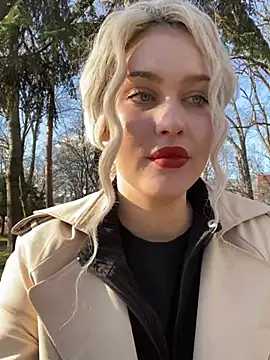 Snapshot of KikiWatson chatting on January 2025 11:13:02 AM KikiWatson online show from January 2025 11:13:02 AM