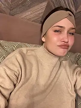 Snapshot of KikiWatson chatting on January 2025 11:26:01 AM KikiWatson online show from January 2025 11:26:01 AM