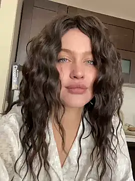 Snapshot of KikiWatson chatting on February 2025 11:02:01 AM KikiWatson online show from February 2025 11:02:01 AM