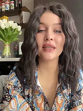 Snapshot of KikiWatson chatting on February 2025 11:44:02 AM KikiWatson online show from February 2025 11:44:02 AM