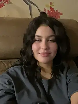 Snapshot of KikiWatson chatting on February 2025 05:18:02 PM KikiWatson online show from February 2025 05:18:02 PM