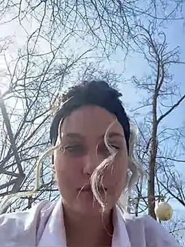 Snapshot of KikiWatson chatting on March 2025 10:15:02 AM KikiWatson online show from March 2025 10:15:02 AM