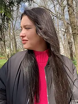 Snapshot of KikiWatson chatting on March 2025 08:09:02 AM KikiWatson online show from March 2025 08:09:02 AM