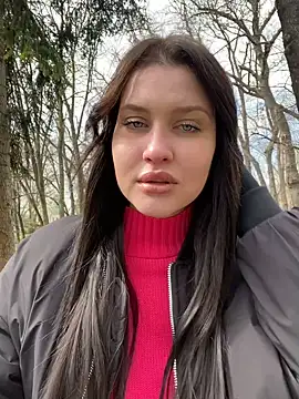 Snapshot of KikiWatson chatting on March 2025 11:16:01 AM KikiWatson online show from March 2025 11:16:01 AM