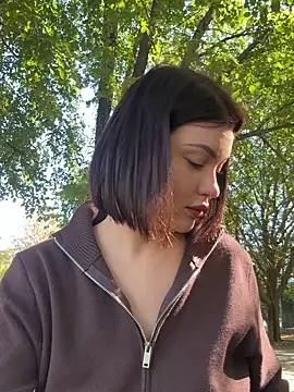 Snapshot of KikiWatson chatting on September 2025 07:12:01 AM KikiWatson online show from September 2025 07:12:01 AM