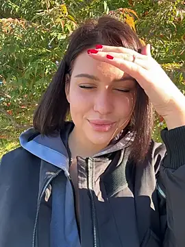 Snapshot of KikiWatson chatting on September 2025 05:56:01 AM KikiWatson online show from September 2025 05:56:01 AM