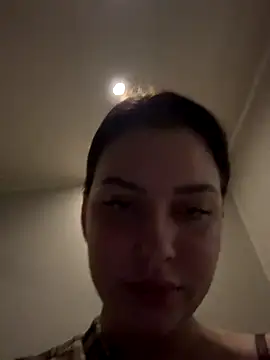 Snapshot of KikiWatson chatting on October 2025 05:12:02 PM KikiWatson online show from October 2025 05:12:02 PM