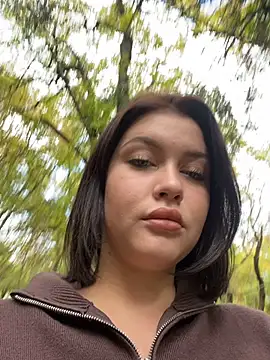 Snapshot of KikiWatson chatting on October 2025 10:36:02 AM KikiWatson online show from October 2025 10:36:02 AM