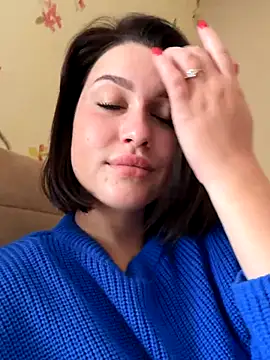 Snapshot of KikiWatson chatting on October 2025 11:05:01 AM KikiWatson online show from October 2025 11:05:01 AM