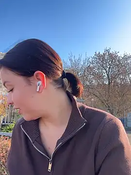 KikiWatson online show from November 2025 07:03:01 AM