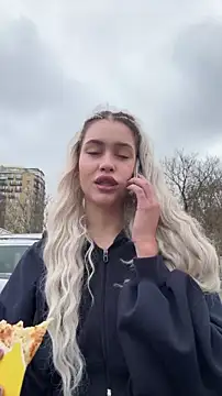 Snapshot of KikiWatson chatting on March 2026 08:19:01 AM KikiWatson online show from March 2026 08:19:01 AM