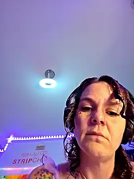 thatonespicychick online show from February 2026 05:22:02 PM