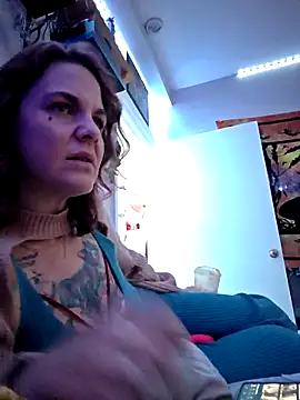 thatonespicychick online show from February 2026 05:17:02 PM