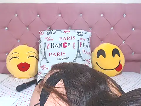 sharonbrown28 online show from December 2024 09:57:01 PM