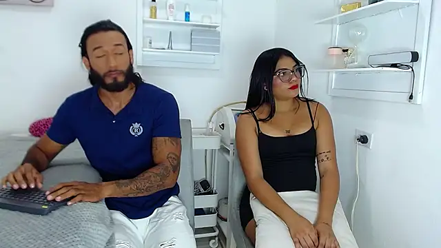 Snapshot of _jhon_connor_ chatting on April 2026 07:33:02 PM jhon connor online show from April 2026 07:33:02 PM