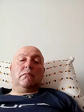 Necas197 online show from October 2025 03:10:02 PM