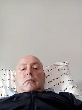 Necas197 online show from October 2025 02:17:02 PM