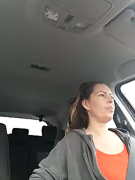 Snapshot of uber_babe chatting on December 2024 01:06:02 PM uber babe online show from December 2024 01:06:02 PM