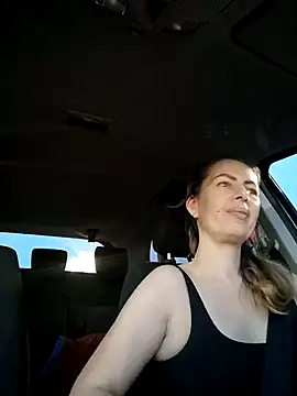 Snapshot of uber_babe chatting on January 2025 03:19:01 PM uber babe online show from January 2025 03:19:01 PM