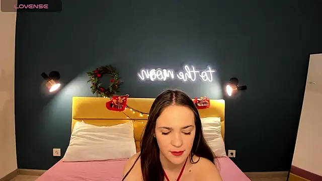 Selena Cutiee online show from January 2025 03:02:02 AM