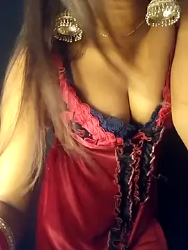 Esha Babyy online show from November 2025 02:06:02 PM