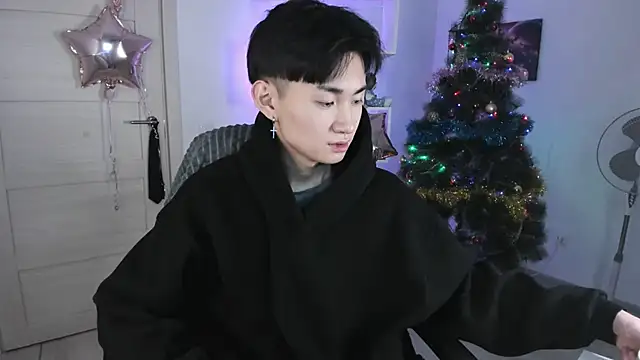 Miram Yu online show from December 2024 08:15:01 PM