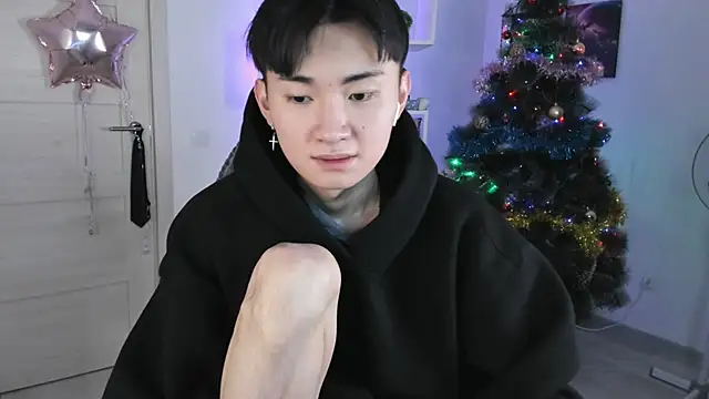 Miram Yu online show from December 2024 11:17:01 PM