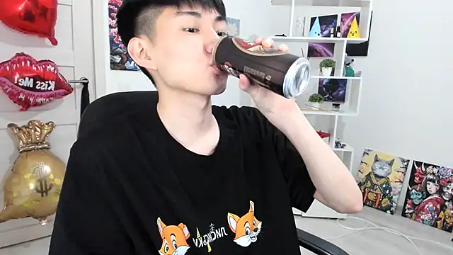 Snapshot of Miram_Yu chatting on June 2026 07:26:02 PM Miram Yu online show from June 2026 07:26:02 PM
