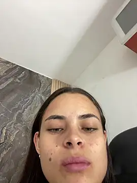 HannaRhodes online show from October 2025 02:20:01 PM