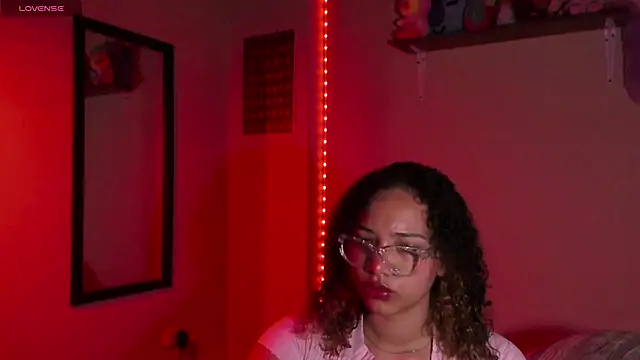 MadelineBenet online show from January 2025 05:41:02 AM