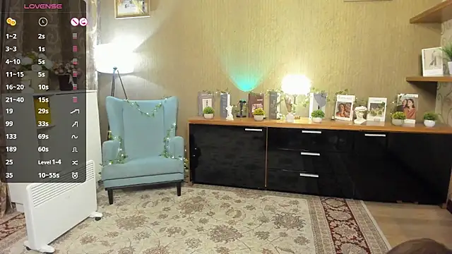 DarleneHatt online show from October 2025 12:09:02 AM