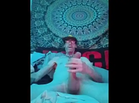 Snapshot of Undercover_Pornstar chatting on May 2026 10:04:02 PM Undercover Pornstar online show from May 2026 10:04:02 PM