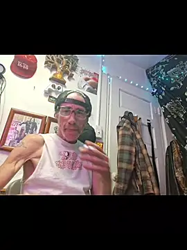 Snapshot of Undercover_Pornstar chatting on July 2026 05:38:02 PM Undercover Pornstar online show from July 2026 05:38:02 PM