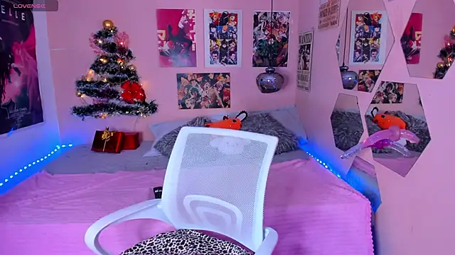 Luna-Chann online show from December 2024 08:58:02 PM