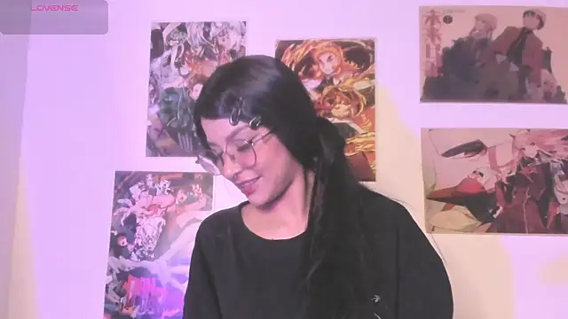 Luna-Chann online show from May 2026 10:27:02 PM