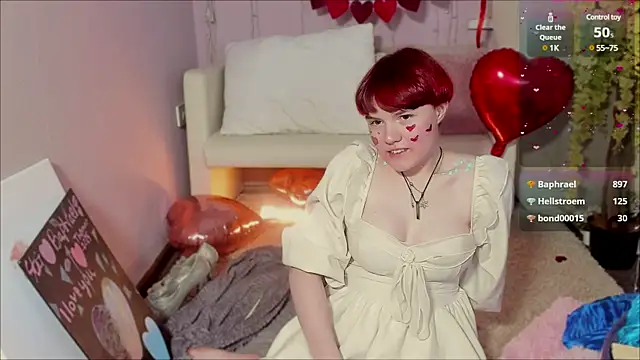 DreamyLuna online show from February 2025 06:02:01 AM