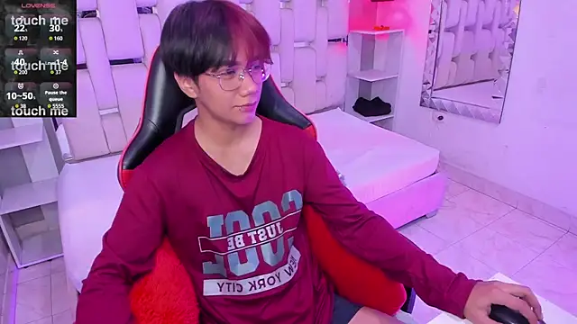 Eriol  online show from November 2025 11:45:01 AM