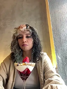 Sweet Chaos online show from February 2025 03:05:01 PM