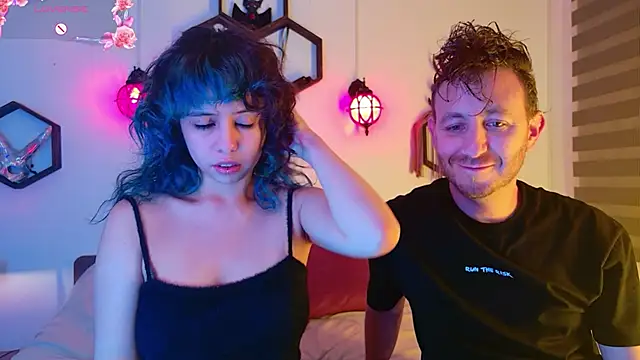 Snapshot of Sweet_Chaos chatting on November 2025 03:05:01 AM Sweet Chaos online show from November 2025 03:05:01 AM